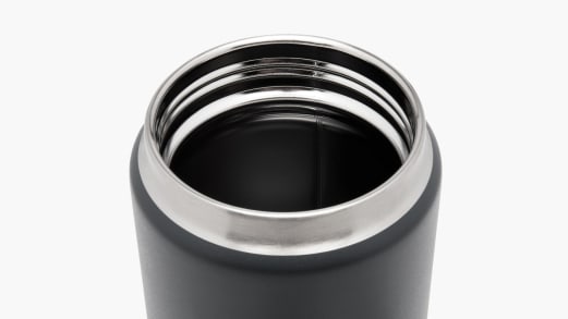 YETI Bottle - 26oz Duracoat - Chug Cap - Black | Rogue Fitness
